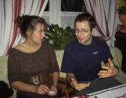 Nudel und Dana praktizieren Russisch
