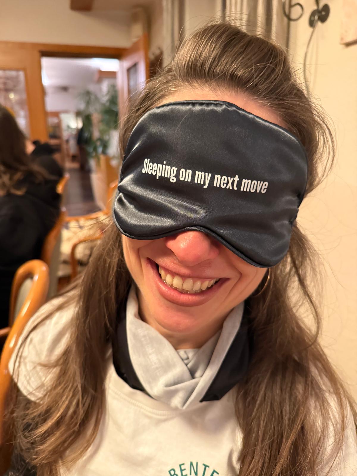 Bekka mit Maske Bekka mit Maske